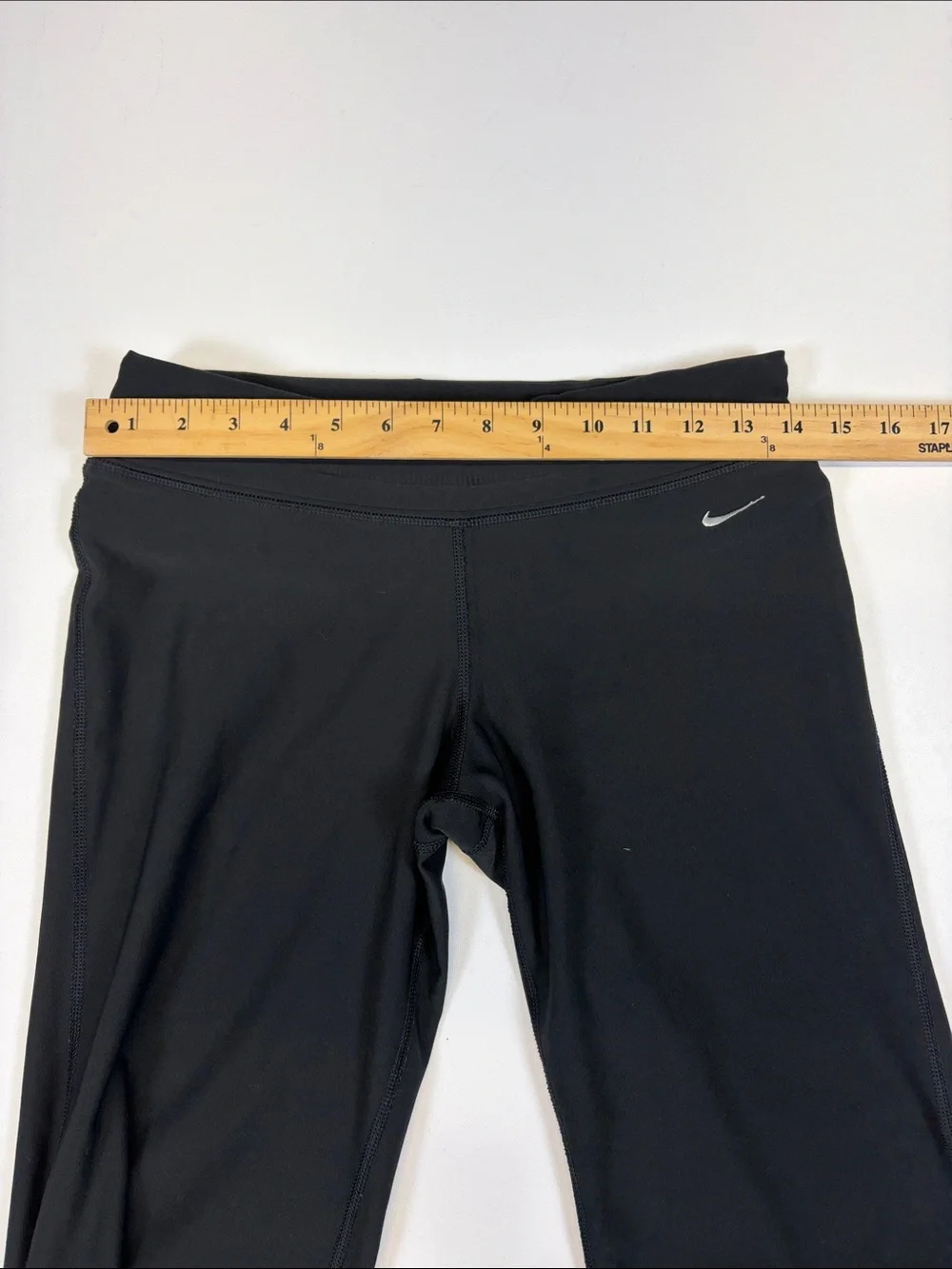 NIKE DRI-FIT CAPRI YOGA PANTS BLACK WOMENS SMALL